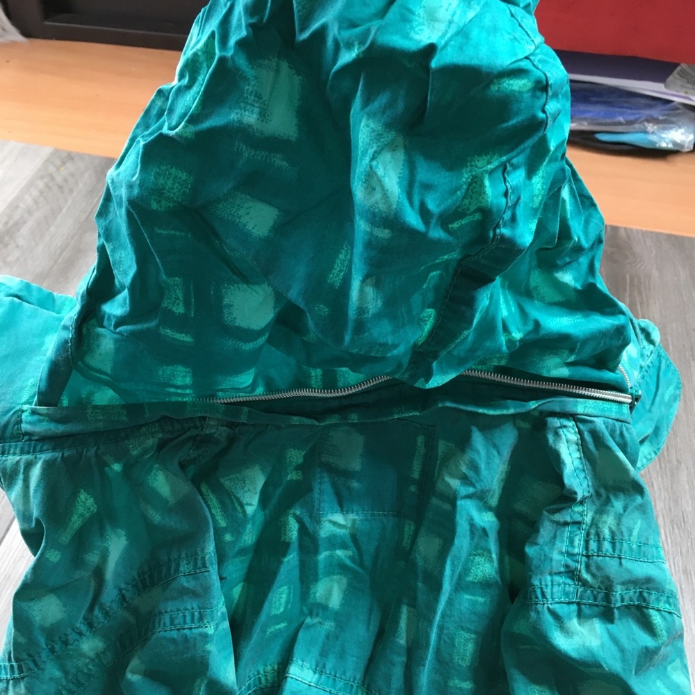 Bench Lightweight Jacket Small - image 7